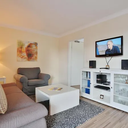 Bergstrasse 62 Bergstrasse 62 9 Apartment *