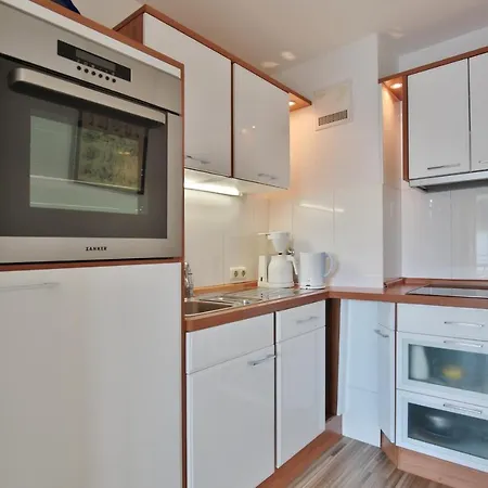 Bergstrasse 62 Bergstrasse 62 9 Apartment